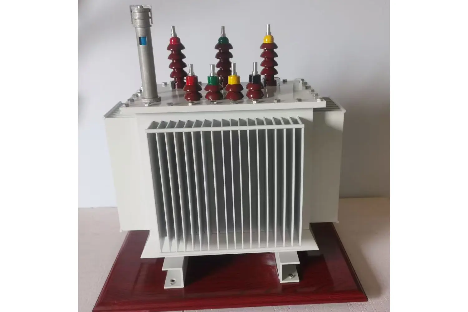 High-Efficiency Stacked Core Transformer for Industrial Power Supply (2).jpg