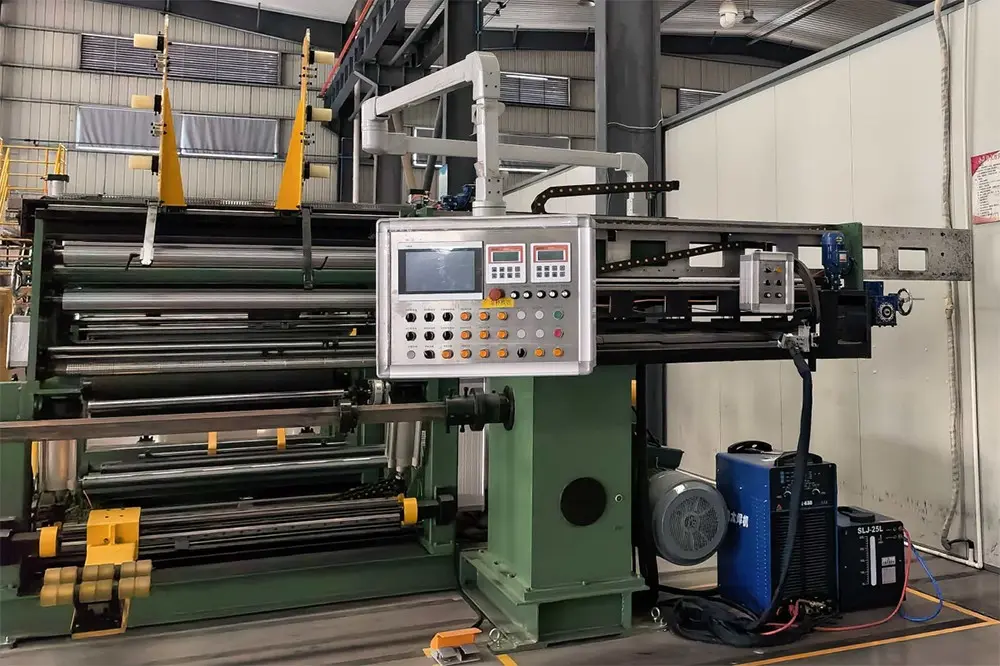 Efficient Double-layer Foil Winding Machine (3)