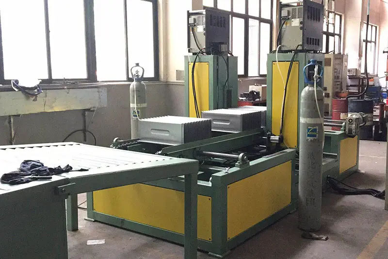 Automatic Corrugated Sheet Welding Machine
